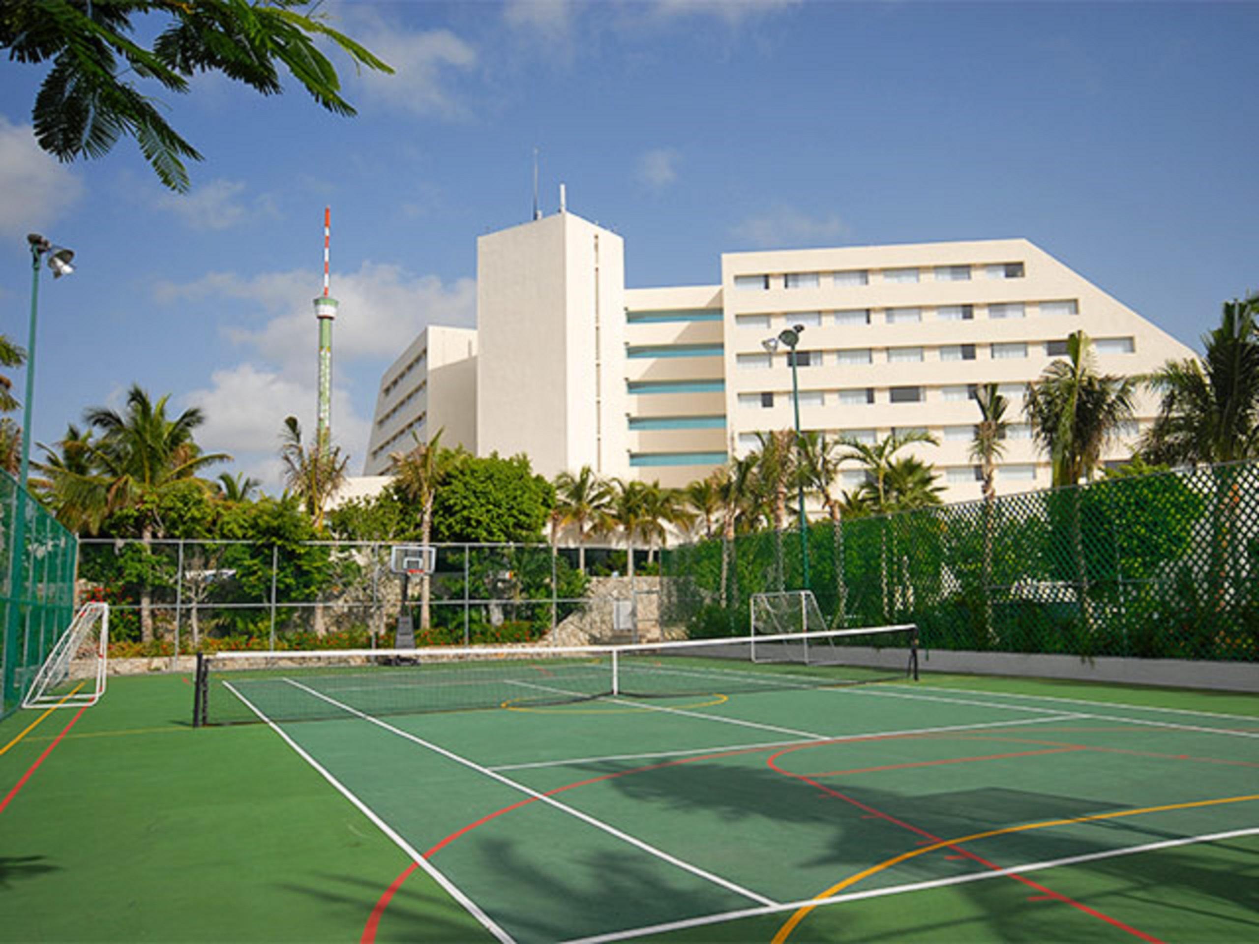 Oasis Palm Hotel Cancun Exterior photo